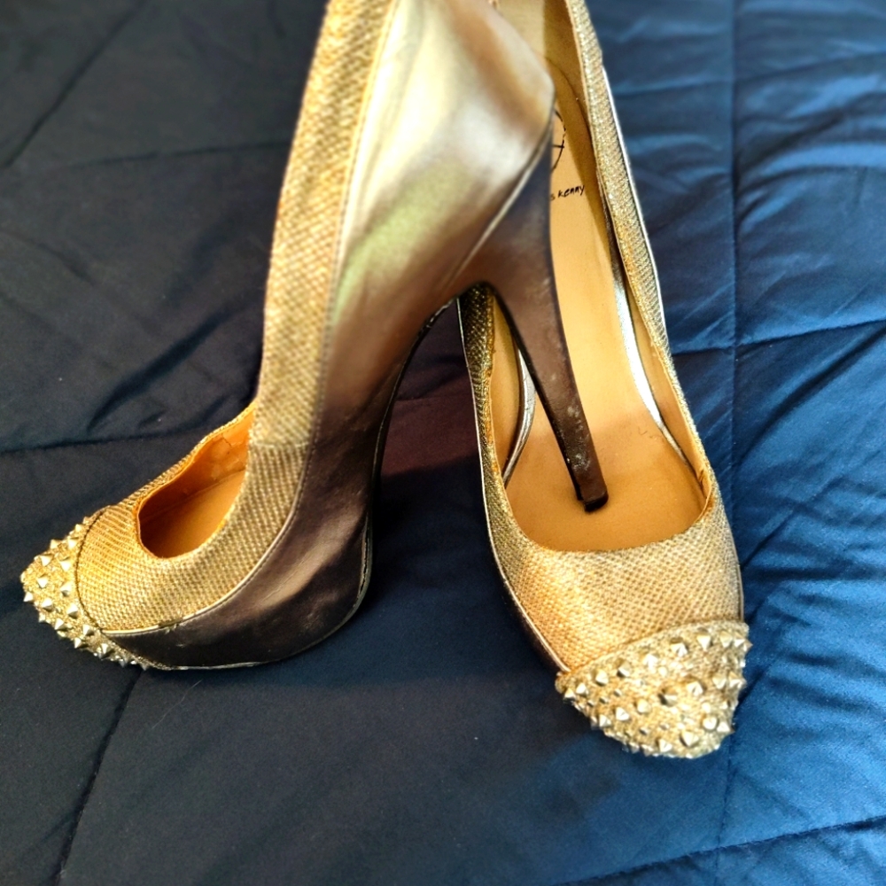 WomenChampagne Gold Stilettos